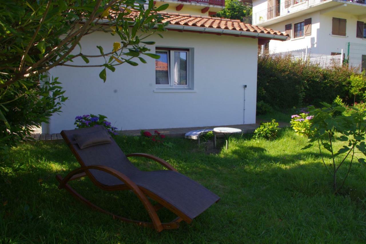 Chambres D'Hotes "Hor Dago" Pres De La Gare D'Hendaye Avec Le Petit-Dejeuner Exteriör bild